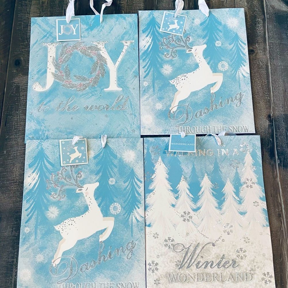 Christmas Winter Reindeer Glitter Gift Bags Set of 4